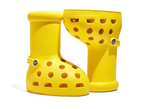 astro boots crocs